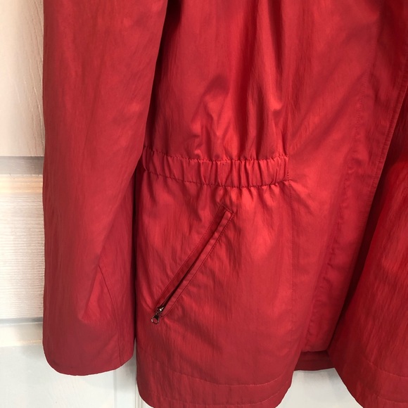 Tahari Fully Lined Rain Jacket - Picture 4 of 14